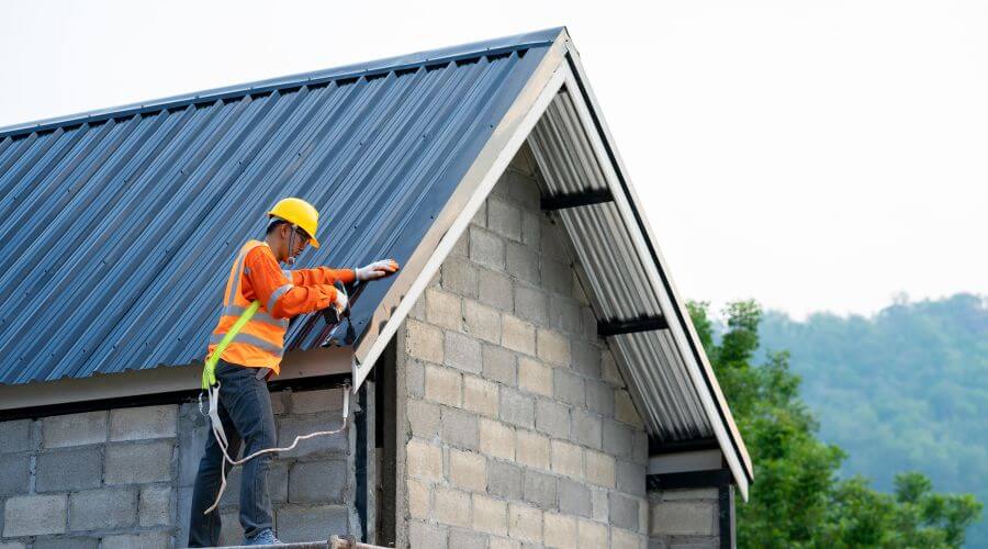 Professional gutter cleaning in Fort Rucker, AL